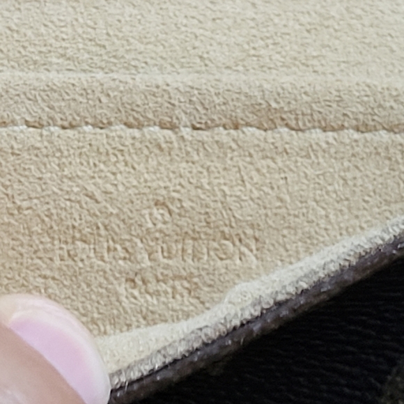 Louis Vuitton Monogram Pochette Twin GM Crossbody Bag Clutch 2 Way. Authentic.. - Picture 11 of 16